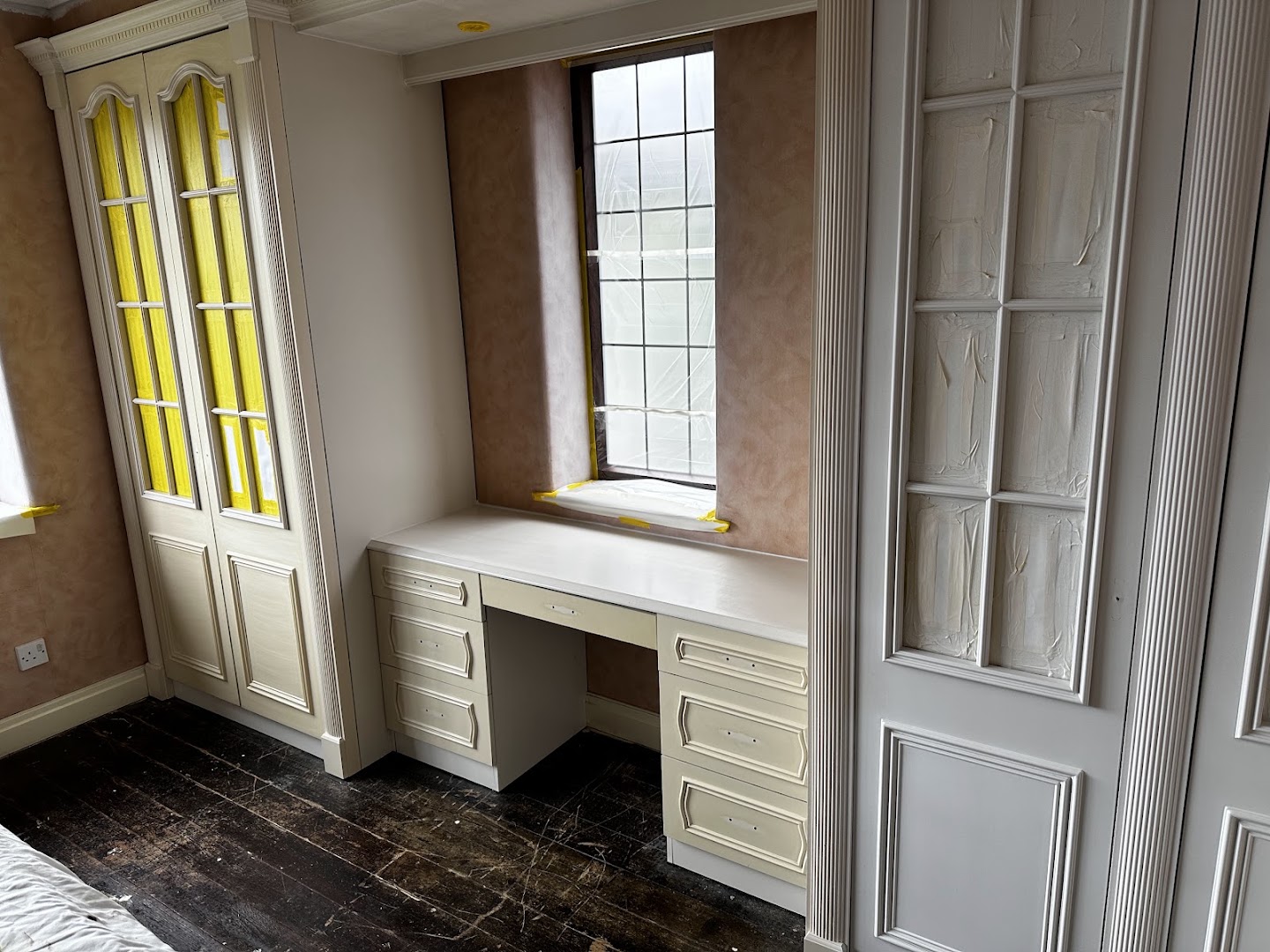 Hazel Grove Painter and Decorator — Photos 12